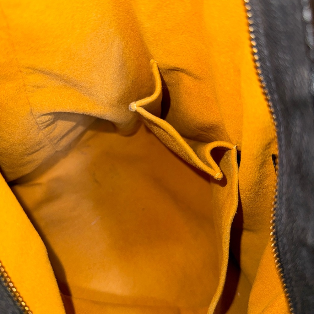 Louis Vuitton Gray Monogram Shoulder Bag - Picture 12 of 15